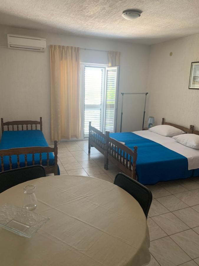 Apartmani Dzapo Srima Luaran gambar