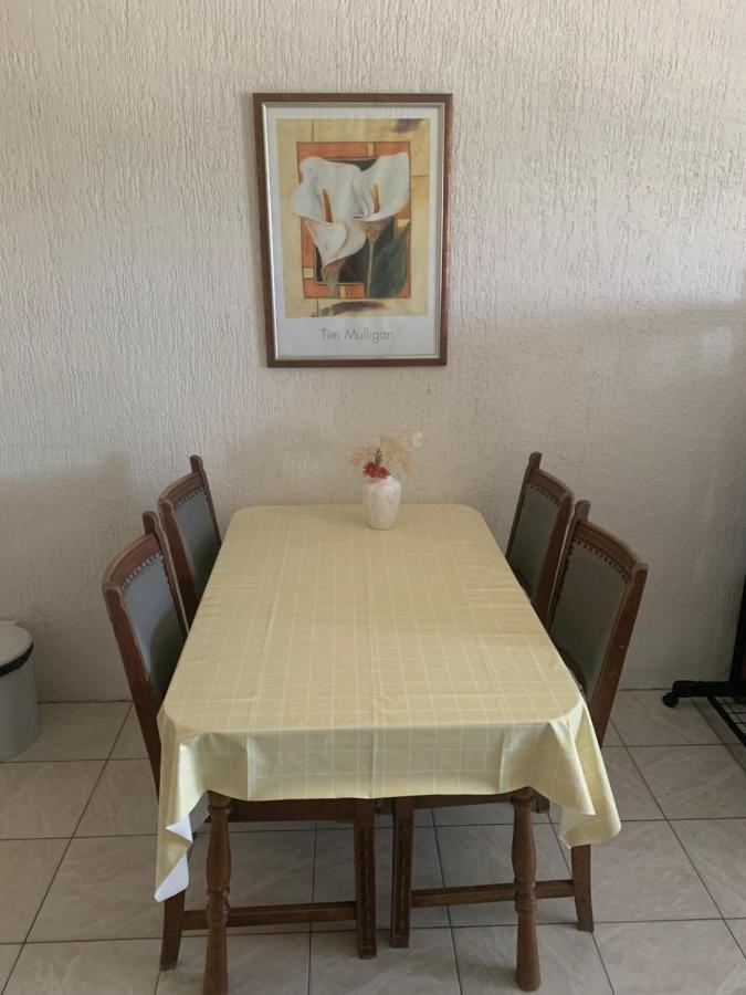 Apartmani Dzapo Srima Luaran gambar