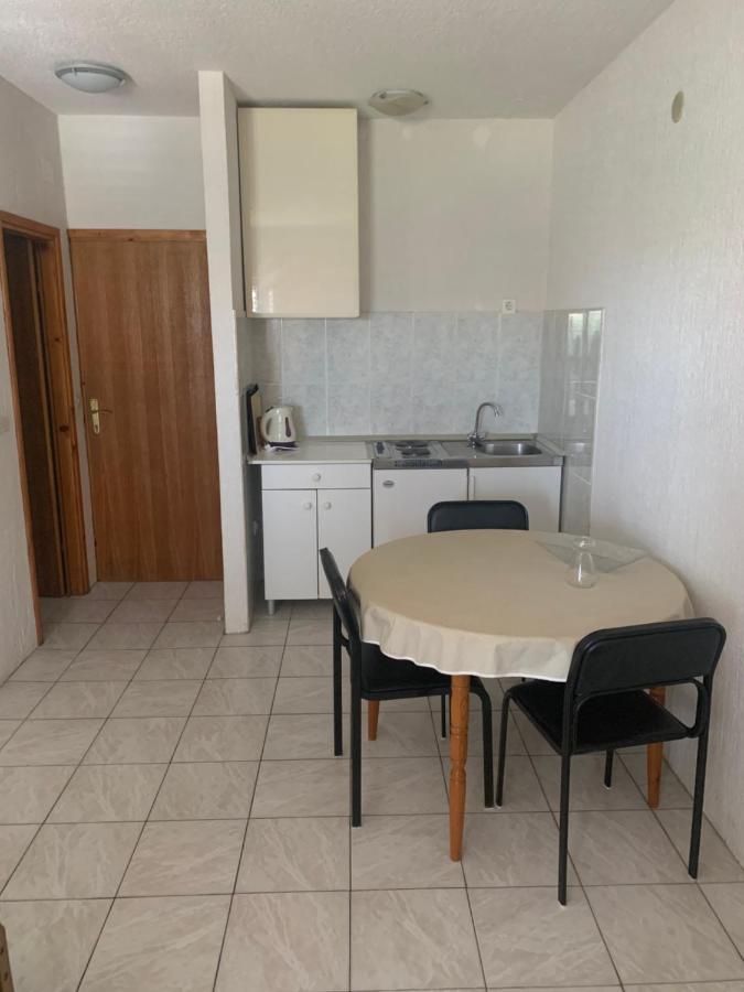 Apartmani Dzapo Srima Luaran gambar