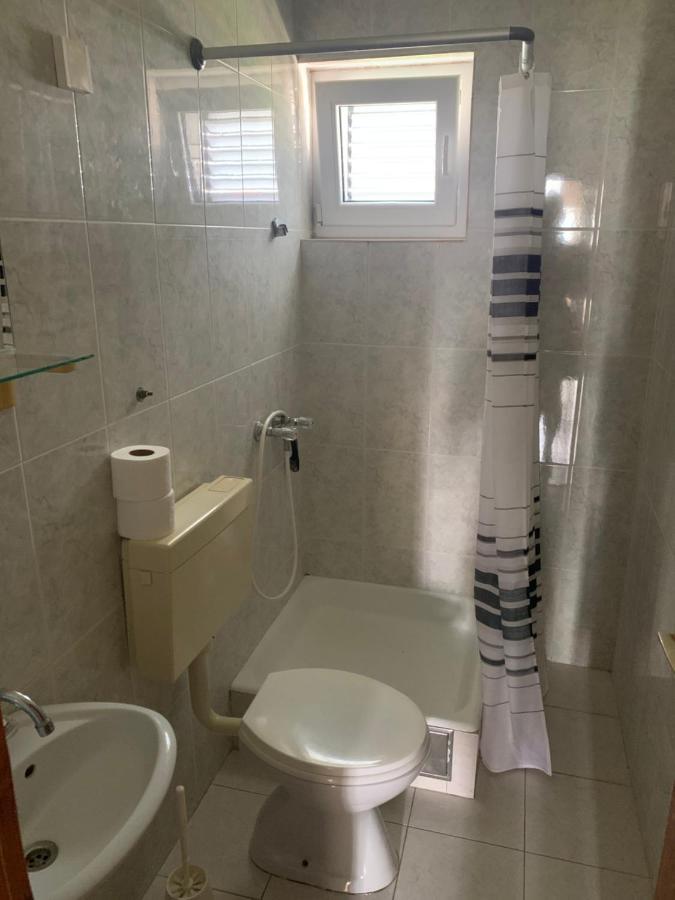 Apartmani Dzapo Srima Luaran gambar