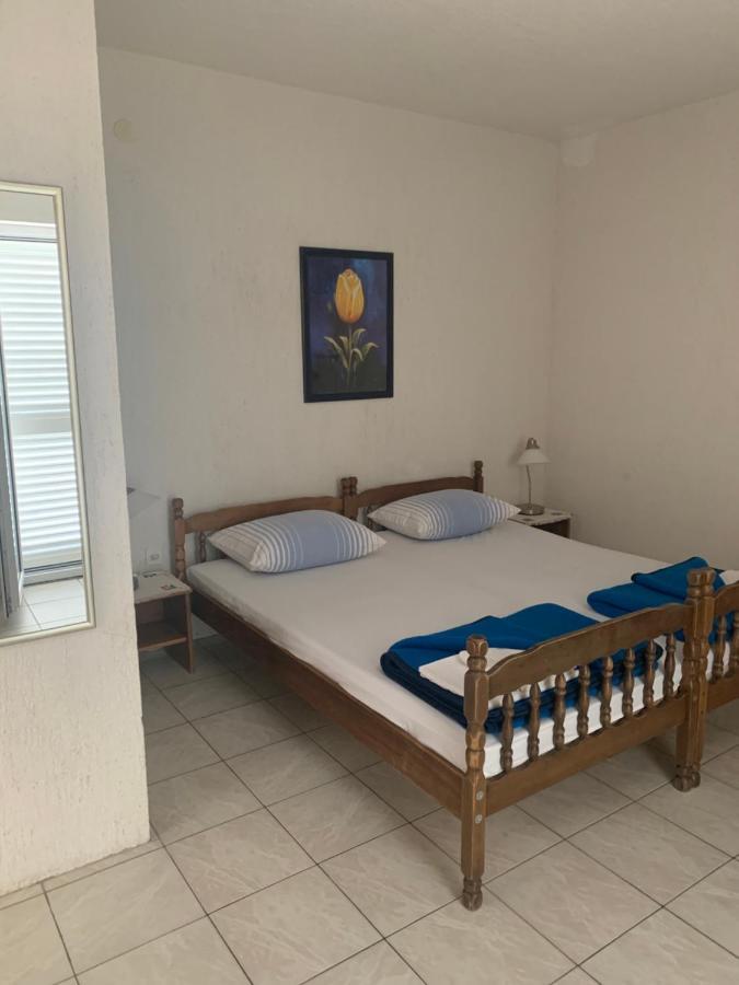 Apartmani Dzapo Srima Luaran gambar